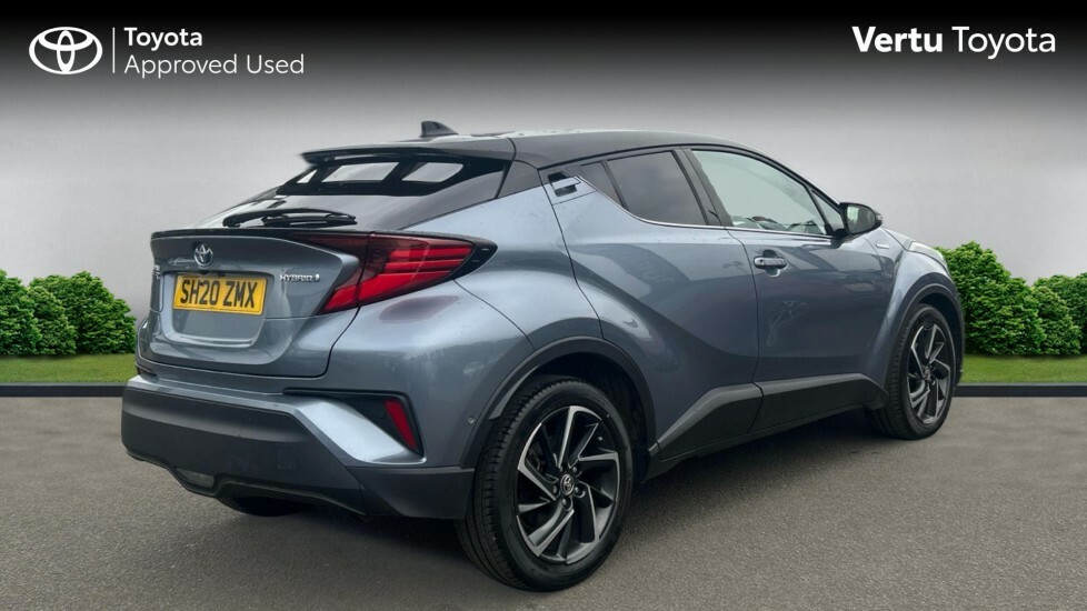 Toyota C-Hr Dynamic Black #2