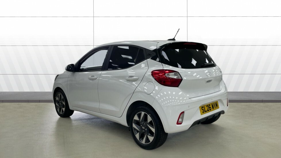 Hyundai I10 Advance White #2