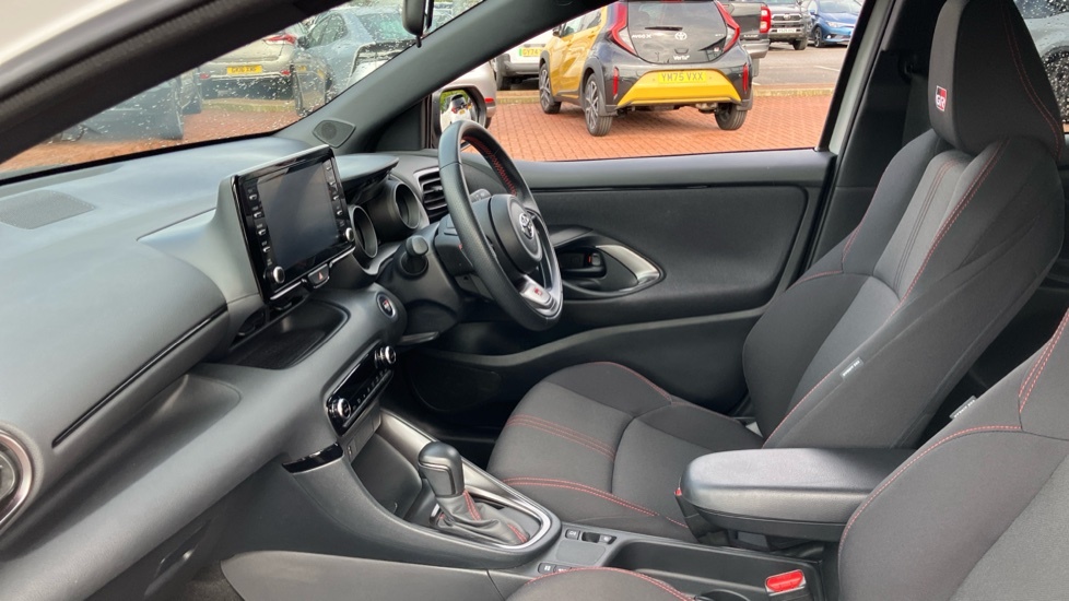 Toyota Yaris Gr Sport YR23GWE Grey #5