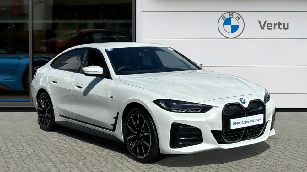 BMW i4 M Sport White