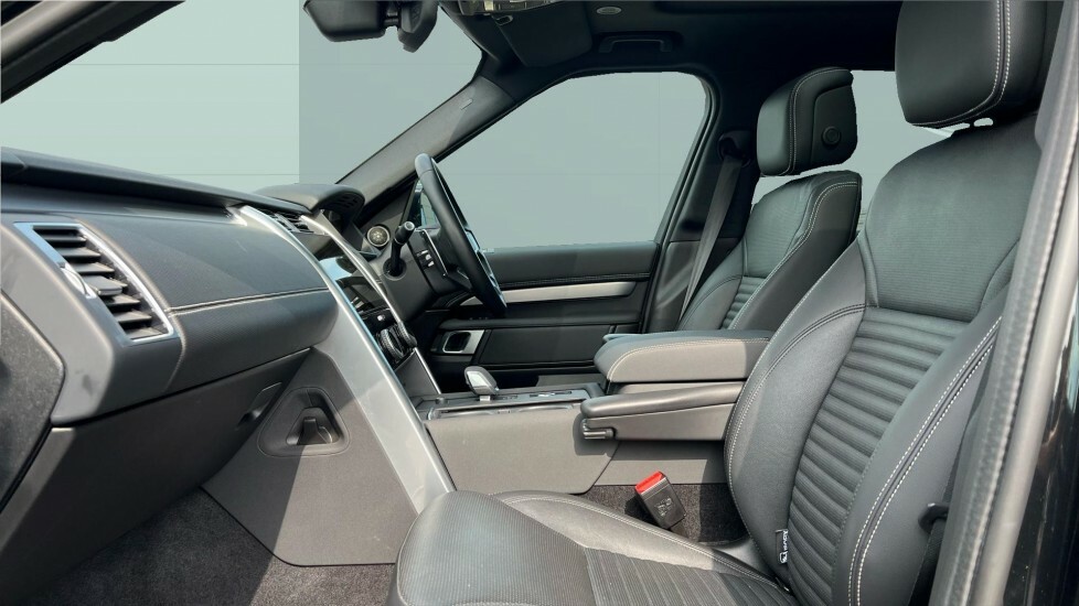 Land Rover Discovery R-dynamic Se YV23XER Black #3