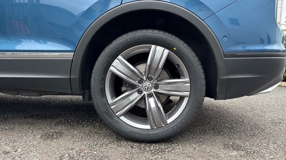 Volkswagen Tiguan Allspace Match Blue #5
