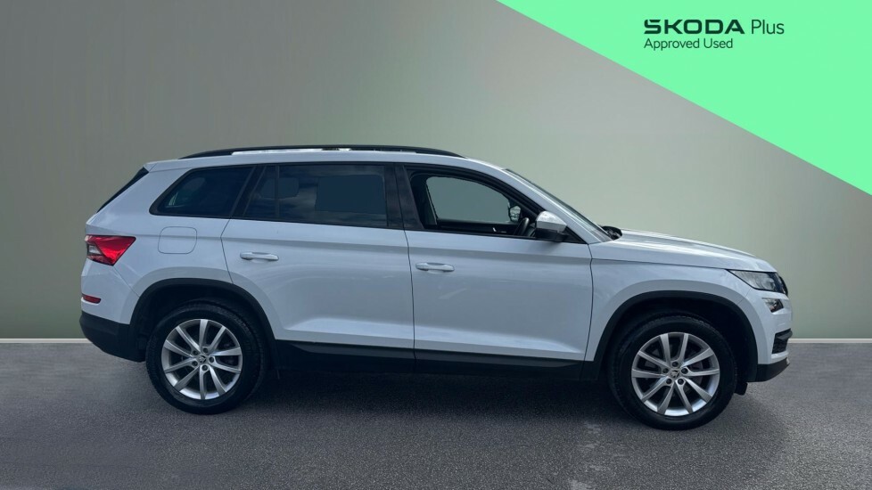 Skoda Kodiaq Se White #4