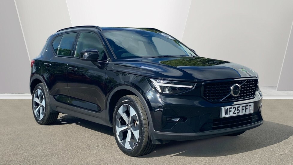 Volvo XC40 Plus Black
