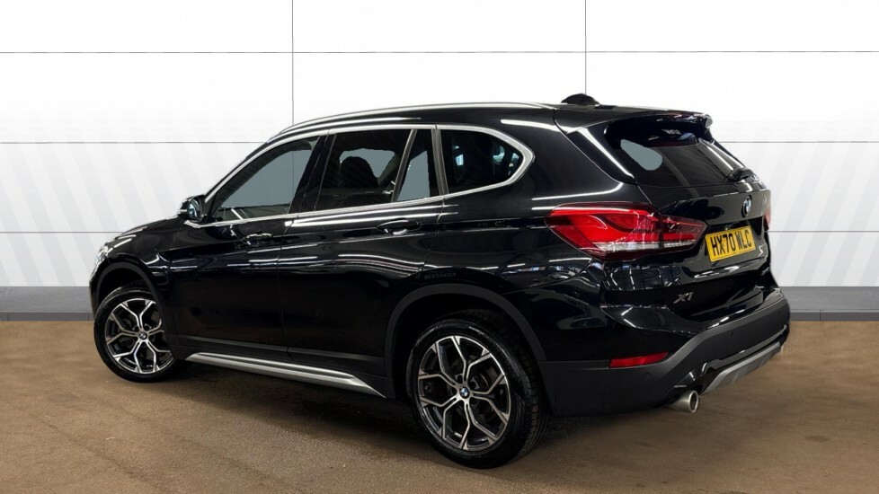 BMW X1 Xline Black #2