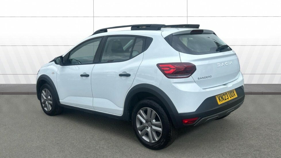 Dacia Sandero Stepway Essential White #2