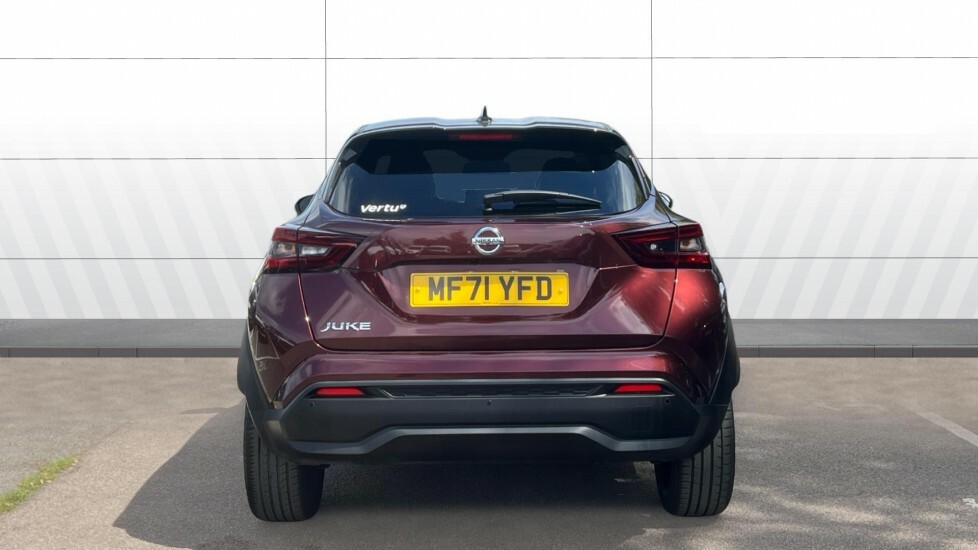 Nissan Juke Tekna Red #6
