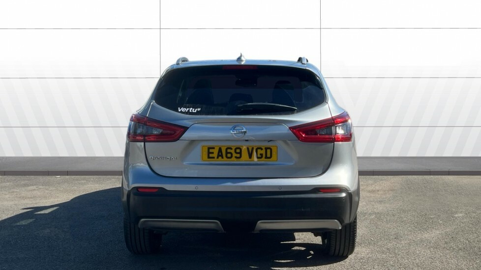 Nissan Qashqai Tekna Silver #6