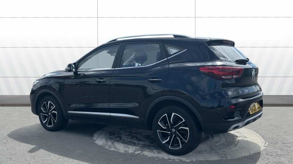 MG ZS Exclusive Black #2
