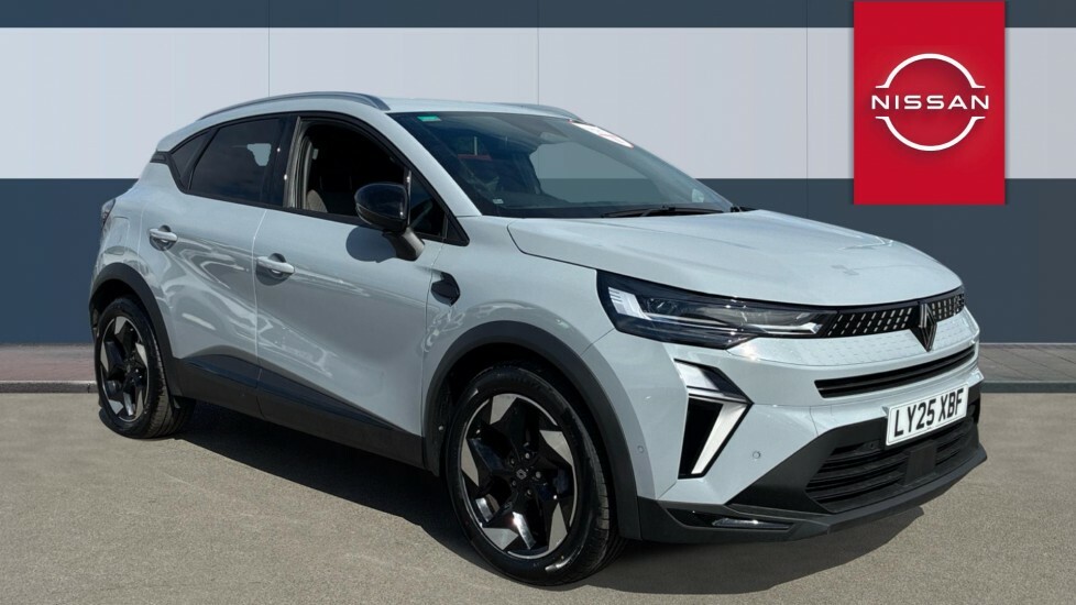 Renault Captur Techno Grey