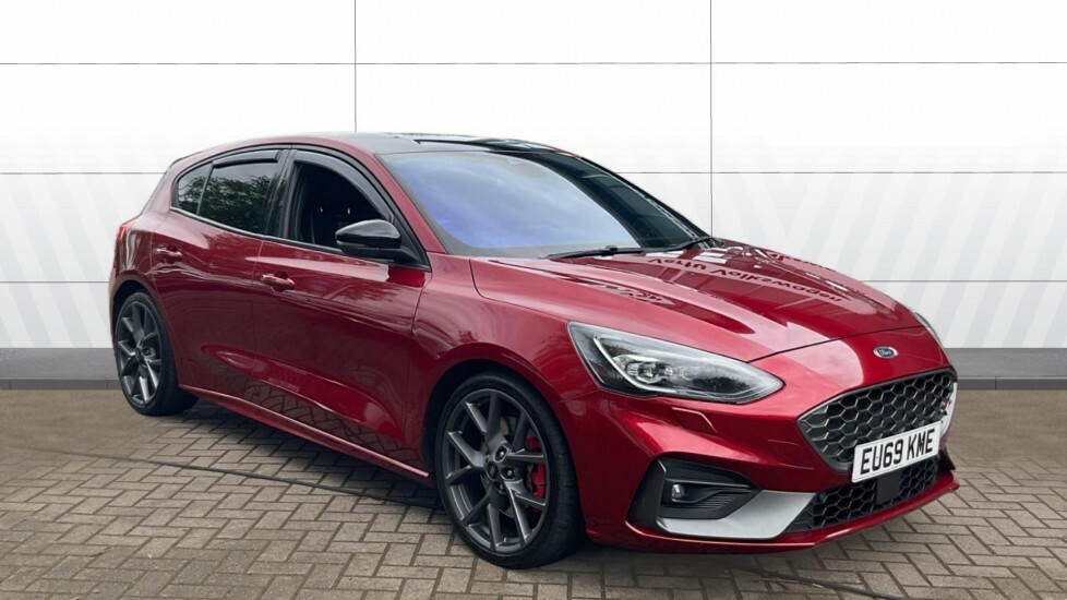 Ford Focus St Red