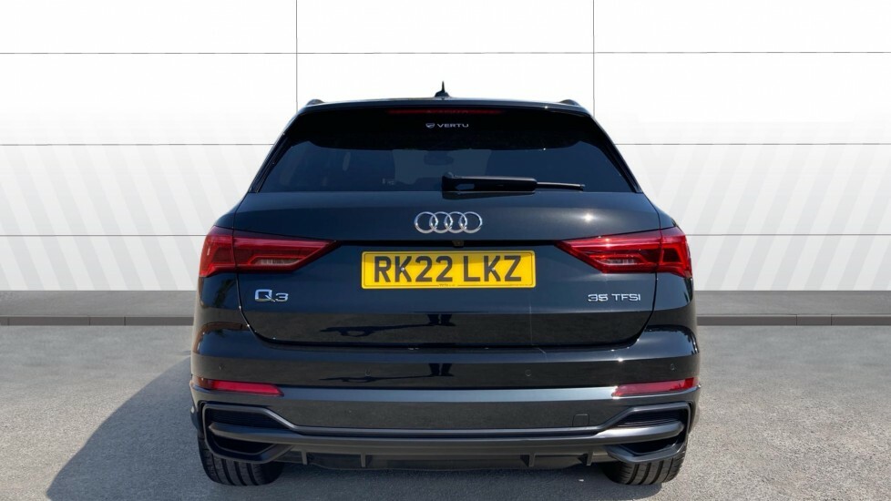 Audi Q3 Black Edition RK22LKZ Black #6