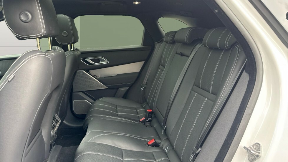 Land Rover Range Rover Velar Edition White #4