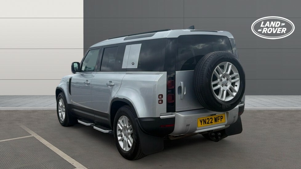 Land Rover Defender 110 S Silver #2