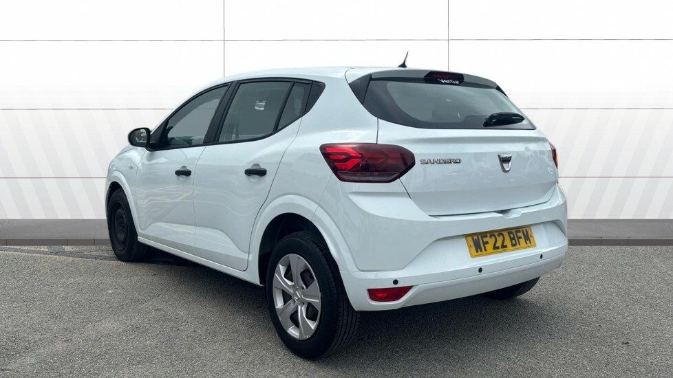 Dacia Sandero Essential White #2