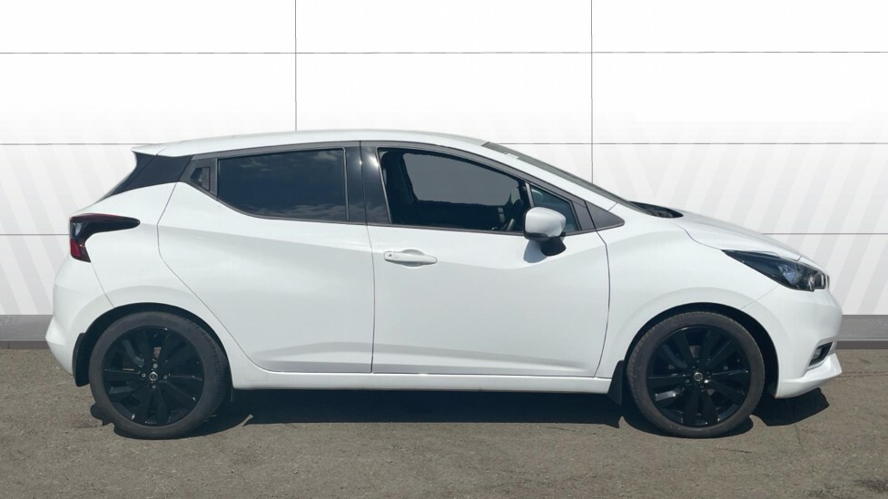Nissan Micra Tekna White #5