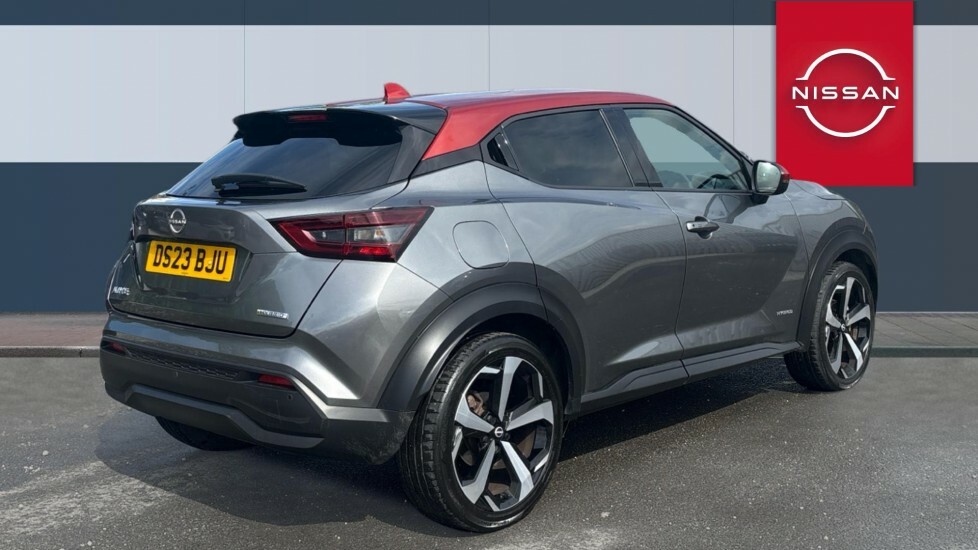 Nissan Juke Tekna Grey #2