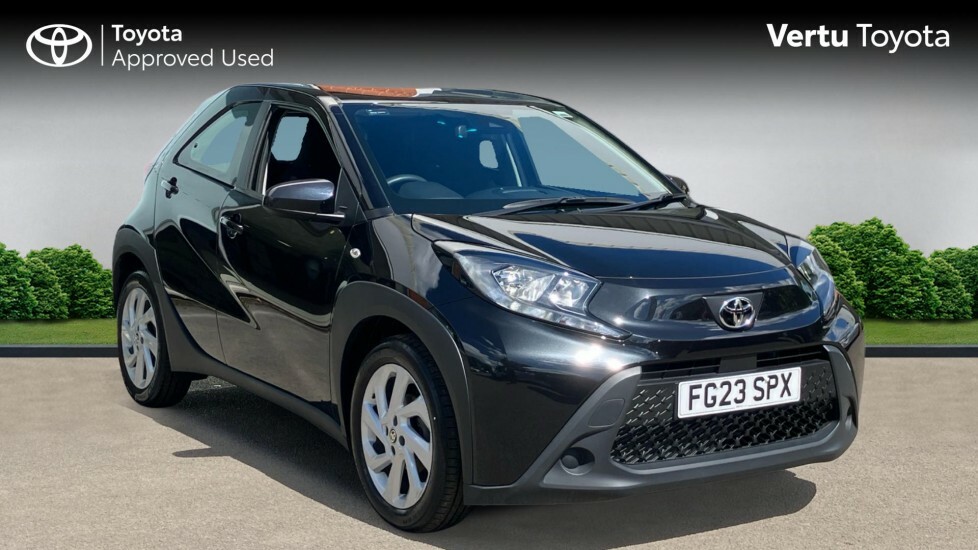 Toyota Aygo X Pure Black