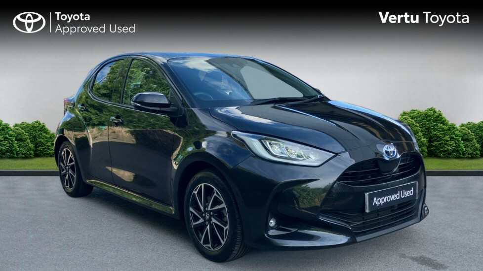 Toyota Yaris Design Black