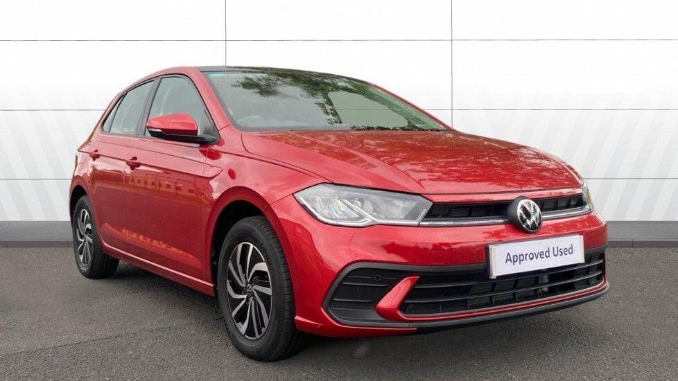 Volkswagen Polo Life Red