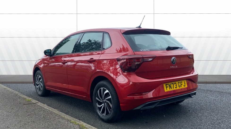 Volkswagen Polo Life Red #2