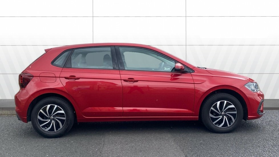Volkswagen Polo Life Red #5