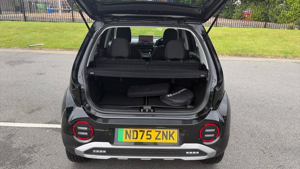 Hyundai Inster 02 Black #4