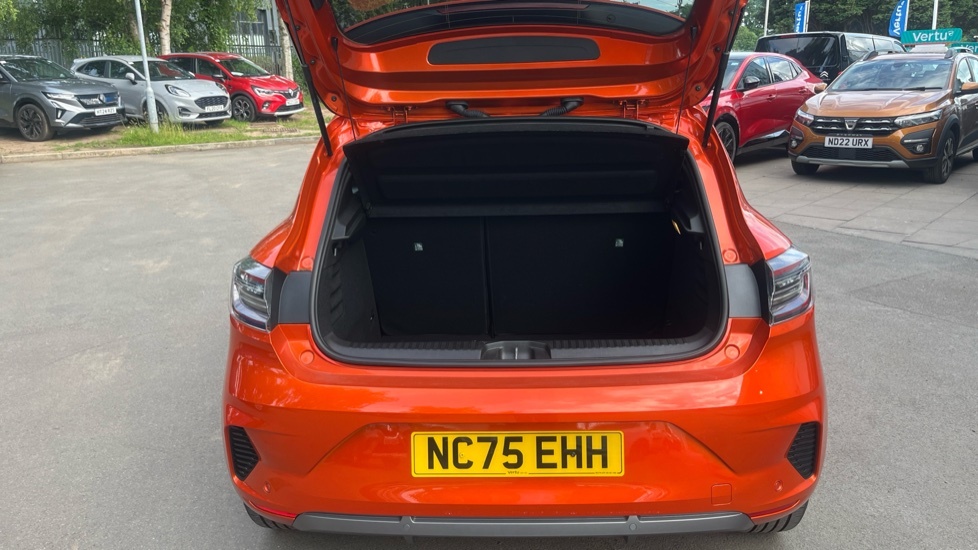 Renault Clio Esprit Alpine NC75EHH Orange #4
