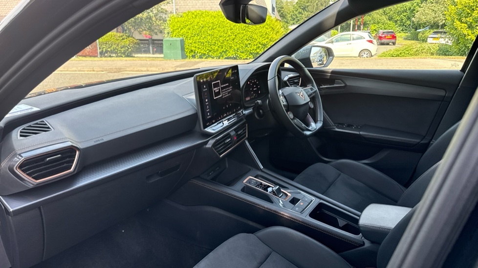 Cupra Leon V2 Black #2