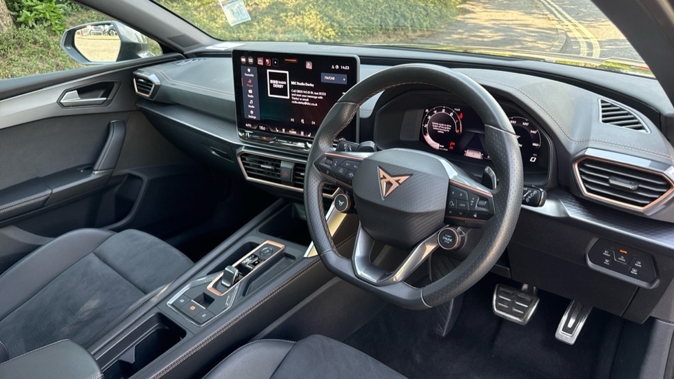 Cupra Leon V2 Black #6