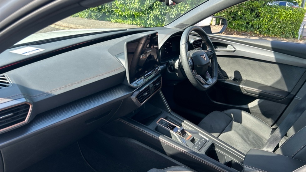 Cupra Leon V2 White #2