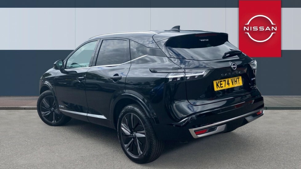 Nissan Qashqai Tekna Black #2