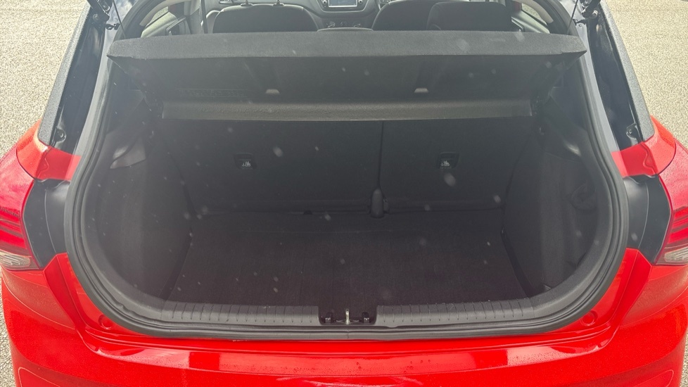 Hyundai I20 Play Red #4