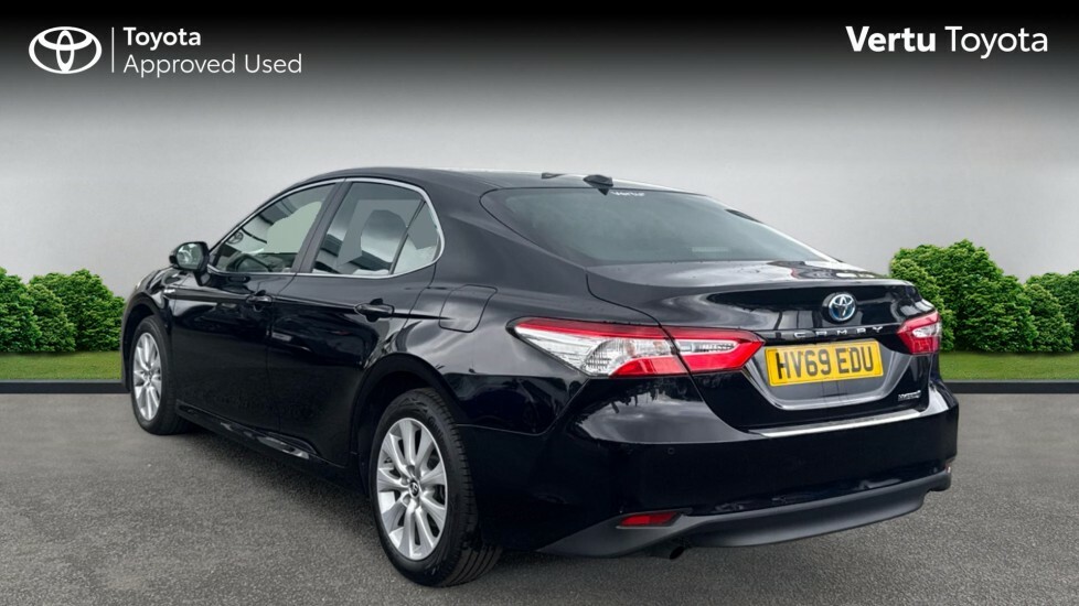 Toyota Camry Design Black #4