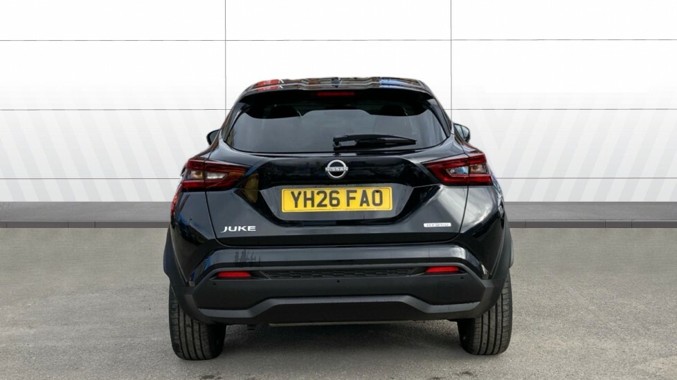 Nissan Juke Tekna Black #6