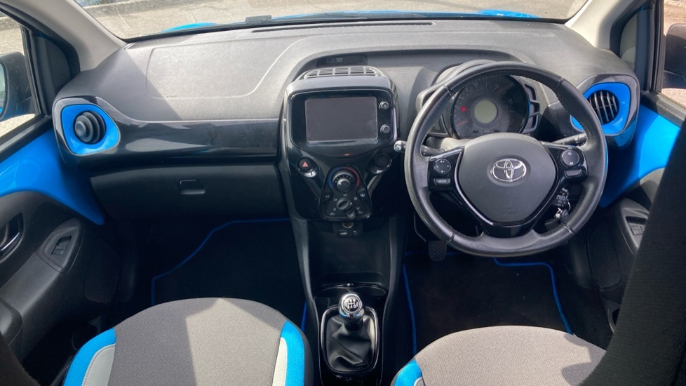 Toyota Aygo X X-cite 2 Blue #6