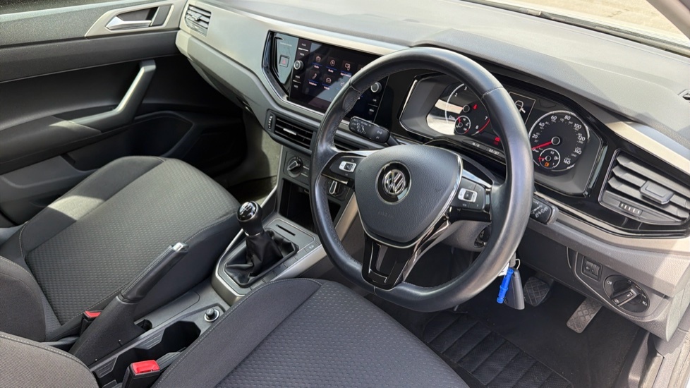 Volkswagen Polo Se Silver #6