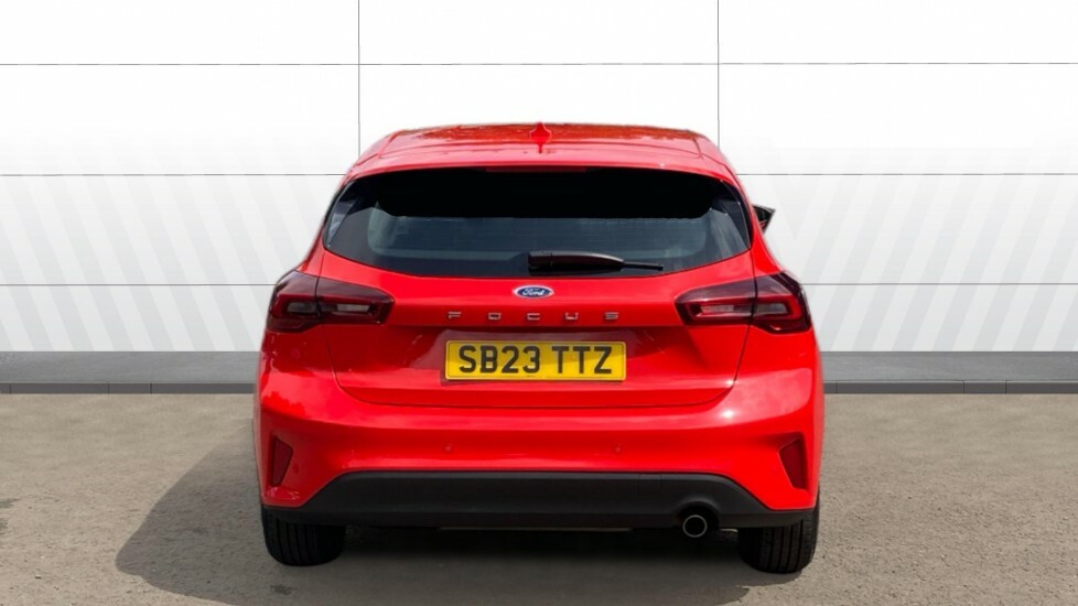 Ford Focus Titanium SB23TTZ Red #6