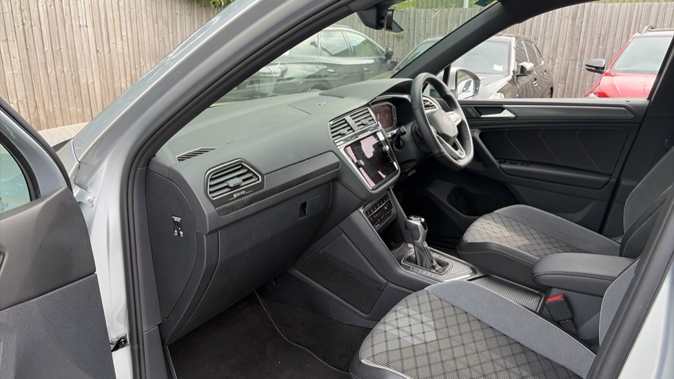 Volkswagen Tiguan R-line Edition PX23MZG Silver #2