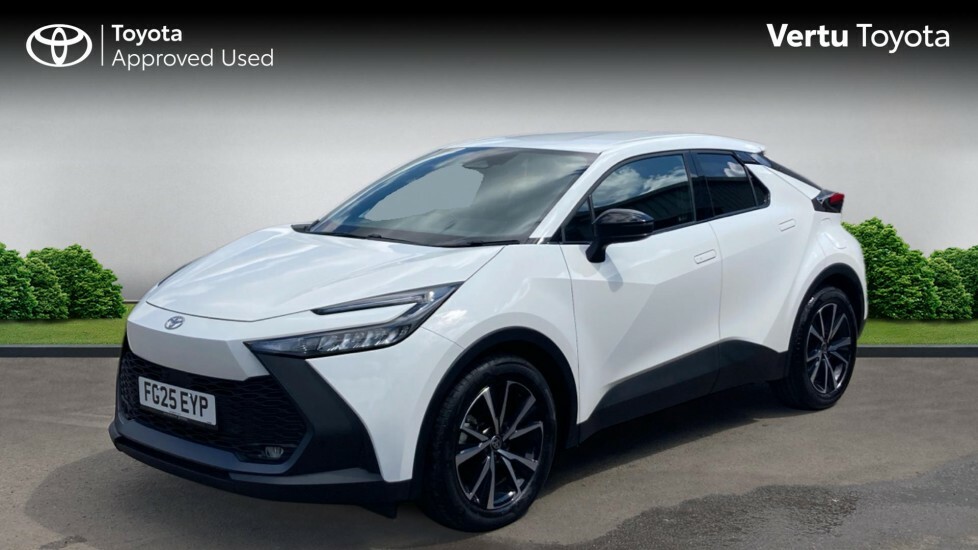 Toyota C-Hr Design White #3