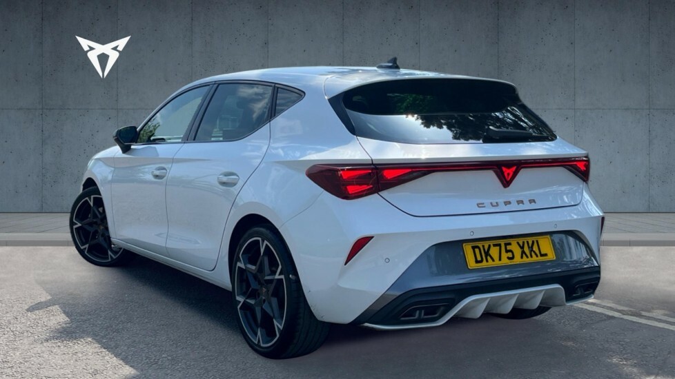 Cupra Leon V2 White #3