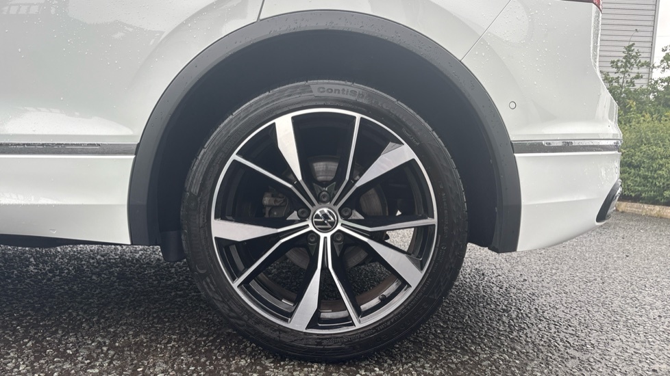 Volkswagen Tiguan R-line CK23YXT White #5