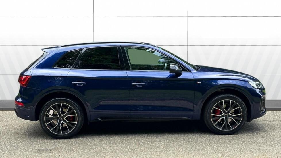 Audi Q5 Edition 1 YF22XEL Blue #5