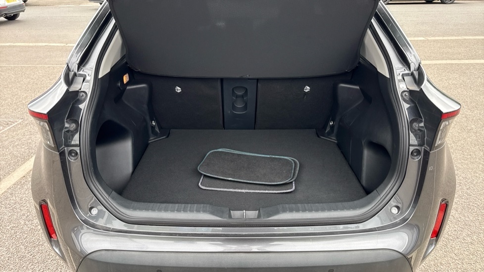 Toyota Yaris Cross Excel Grey #4