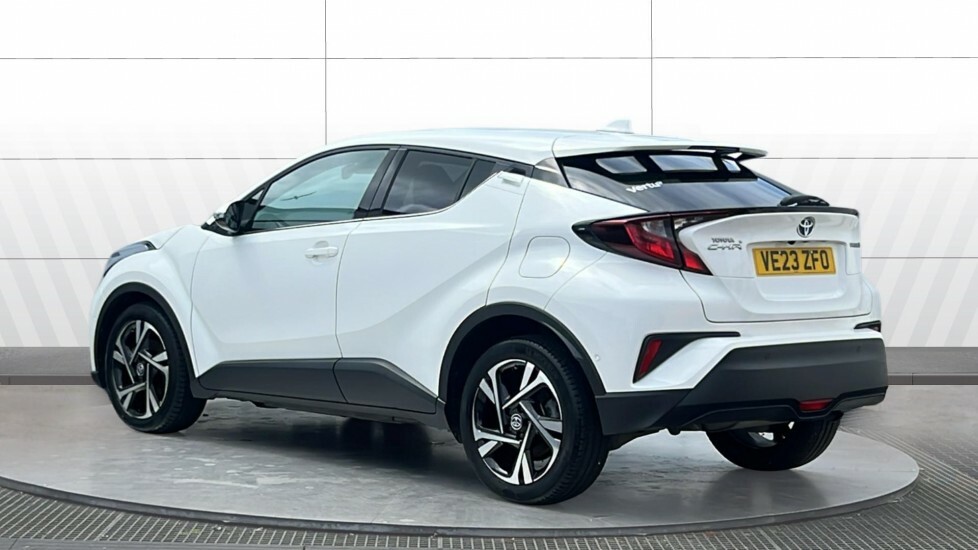 Toyota C-Hr Design White #2