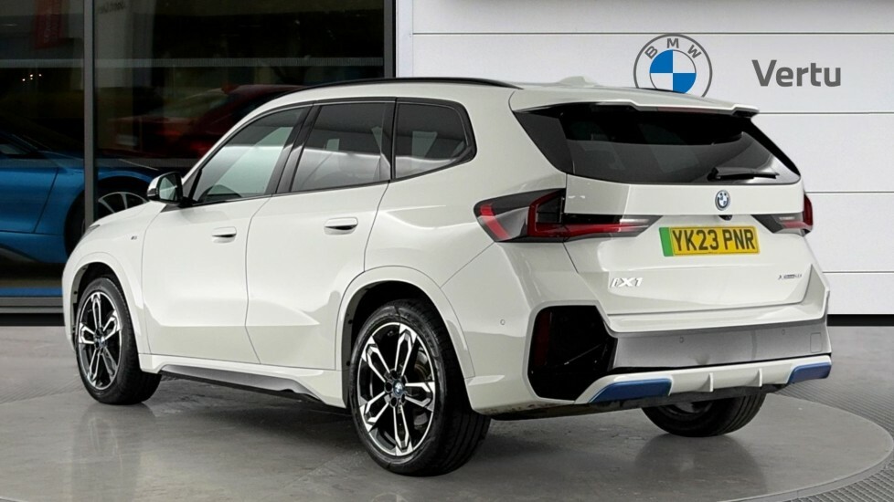 BMW iX1 M Sport YK23PNR White #2