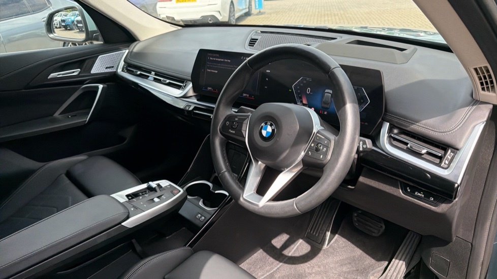 BMW X1 Xline YB25WPO Green #6