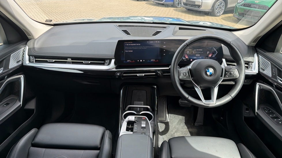 BMW X1 Xline YB25WPO Green #4