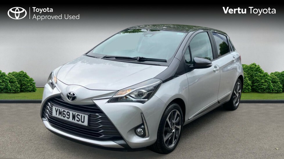 Toyota Yaris Y20 Silver #3