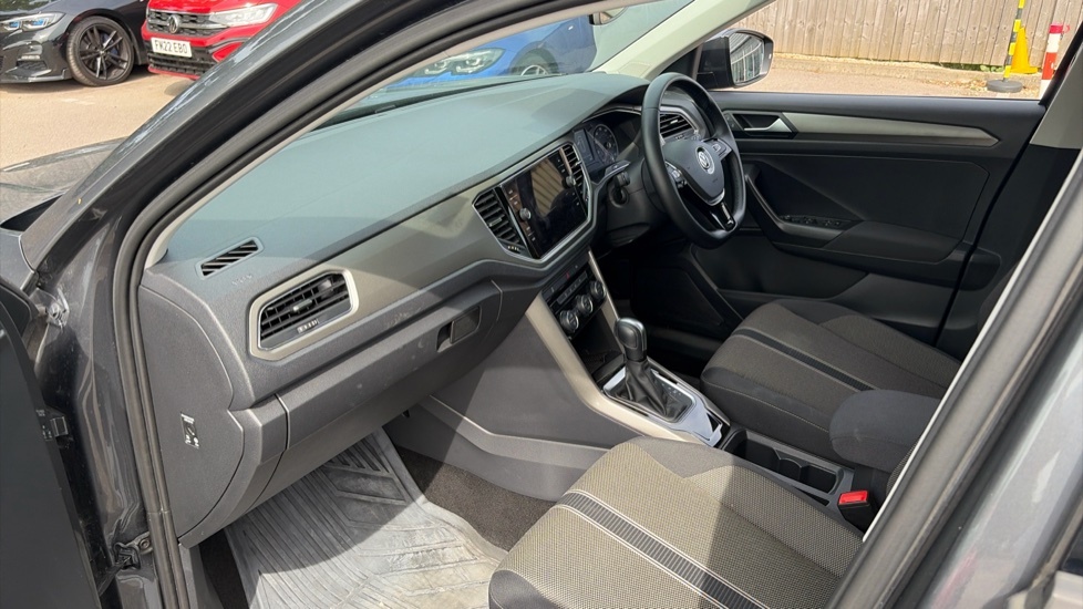 Volkswagen T-Roc Se Grey #2